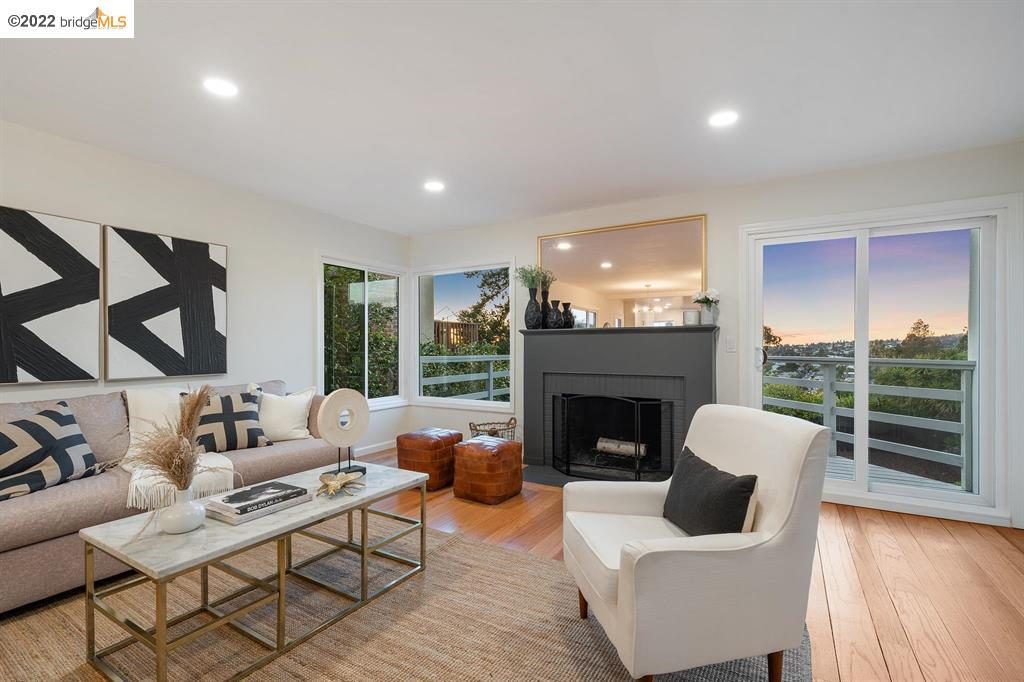 Living room with access to the deck